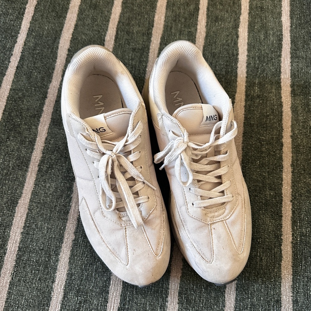 Chunky mango sneakers size 11